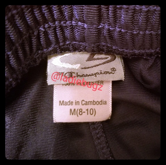 Champion Shorts & Tshirt with Skateboarder, Skulls - Picture 4 of 5